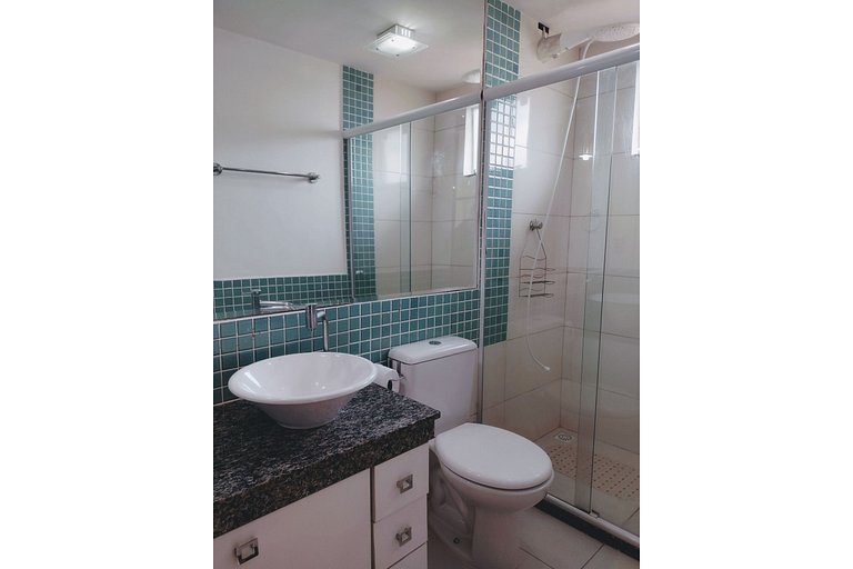 Casa em condomínio com piscina na Praia Rasa