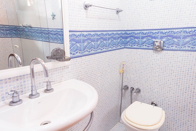 Casa em condomínio a 100m do canto esquerdo de Geribá