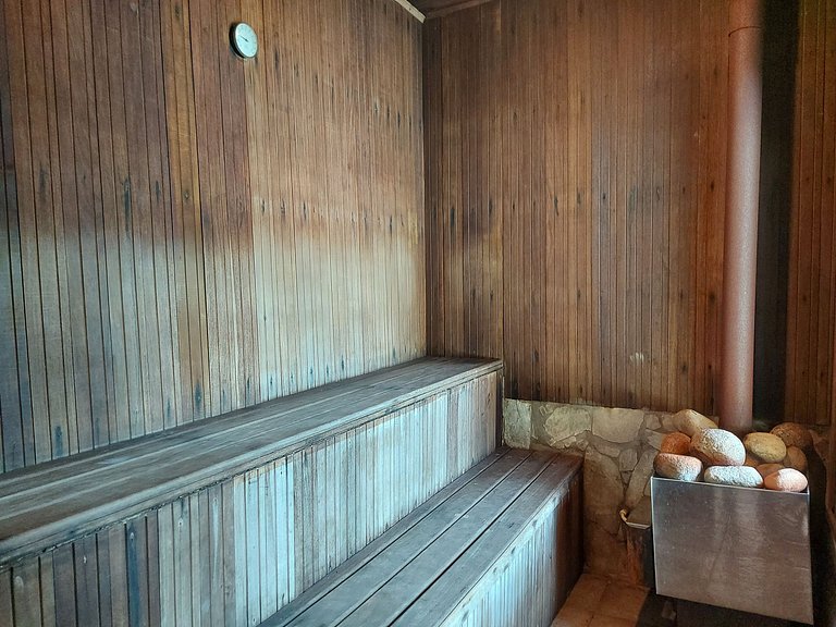 Casa em condomínio a 100m do canto esquerdo de Geribá