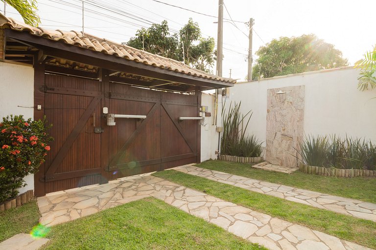 Casa em Búzios - piscina e churrasqueira