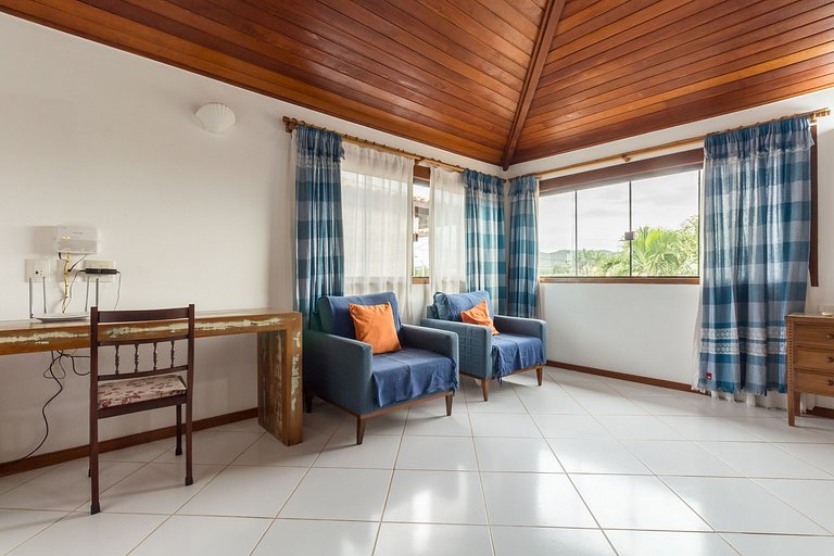 Casa em Búzios - piscina e churrasqueira
