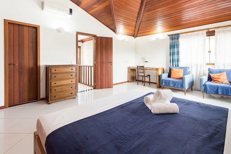 Casa em Búzios - piscina e churrasqueira