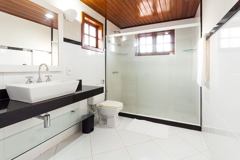 Casa em Búzios - piscina e churrasqueira