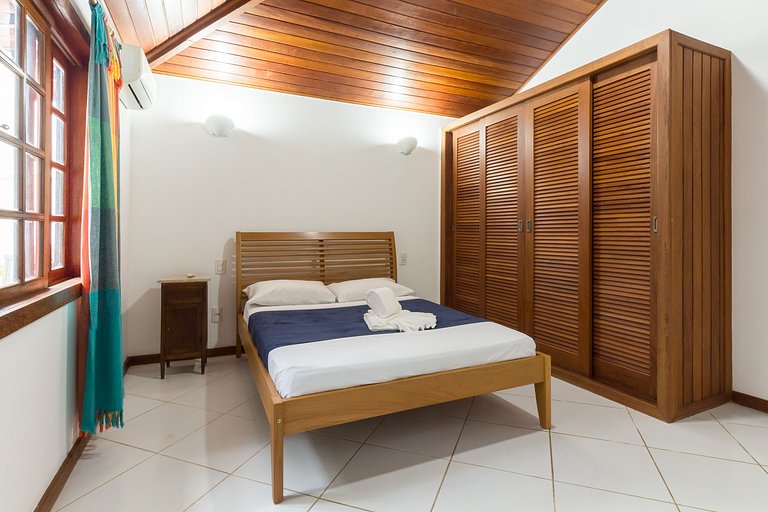 Casa em Búzios - piscina e churrasqueira