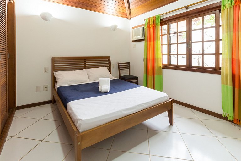 Casa em Búzios - piscina e churrasqueira