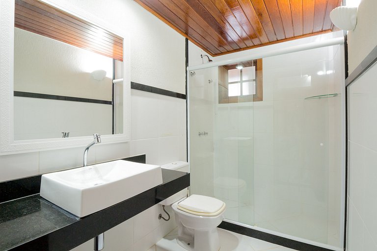 Casa em Búzios - piscina e churrasqueira