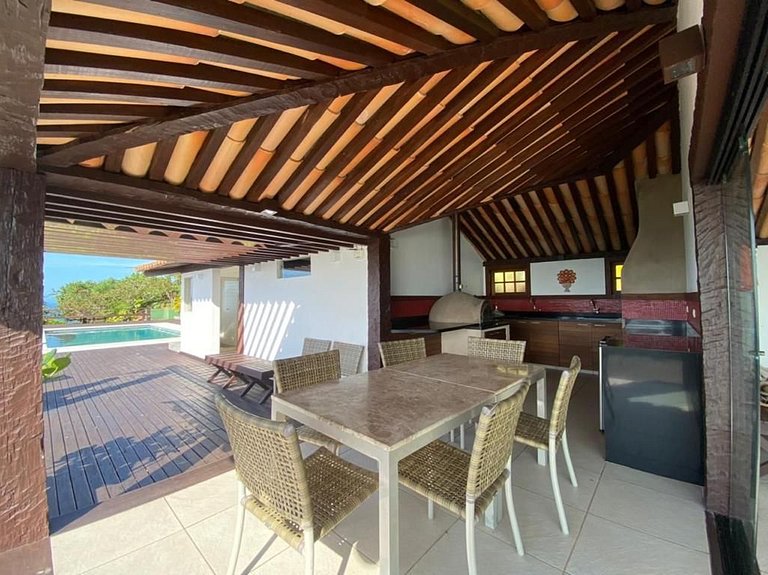 Casa em Búzios com vista deslumbrante