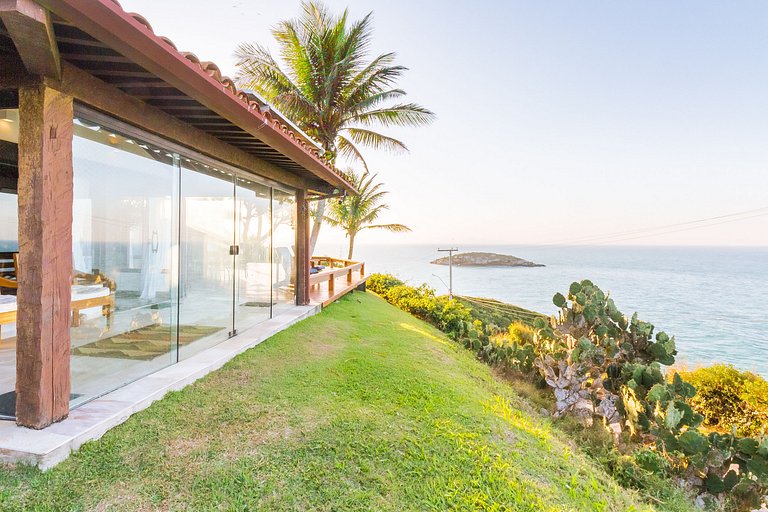 Casa em Búzios com vista deslumbrante