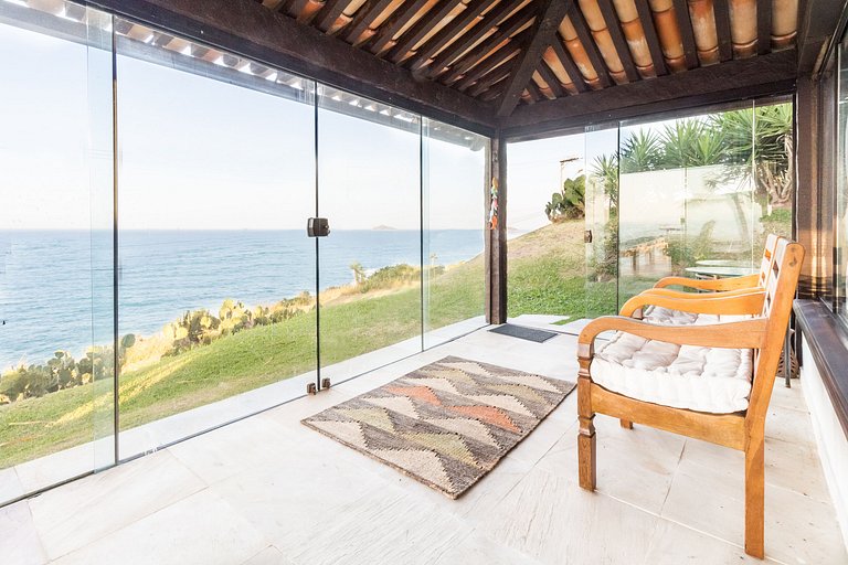 Casa em Búzios com vista deslumbrante
