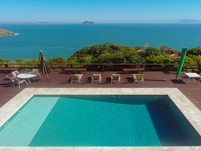 Casa em Búzios com vista deslumbrante