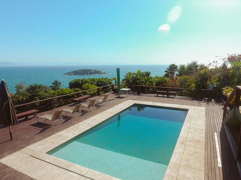 Casa em Búzios com vista deslumbrante