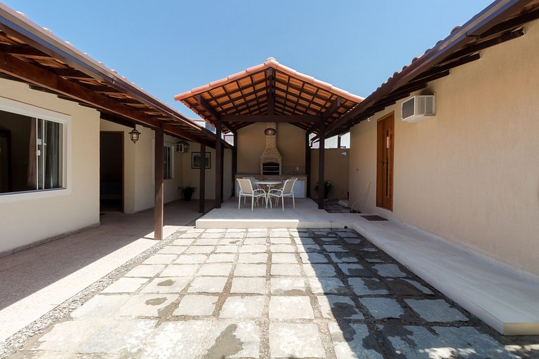 Bela casa de praia sossegada no Centro de Búzios
