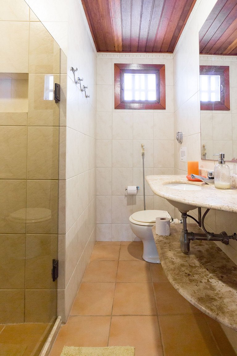 Casa em Condomínio 150m da Praia de Manguinhos
