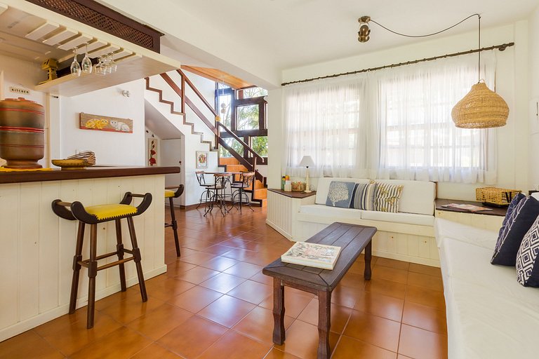 Casa em Condomínio 150m da Praia de Manguinhos