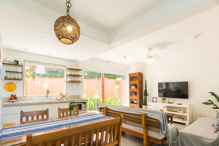 Linda casa em Cond. a 150m da Praia de Manguinhos