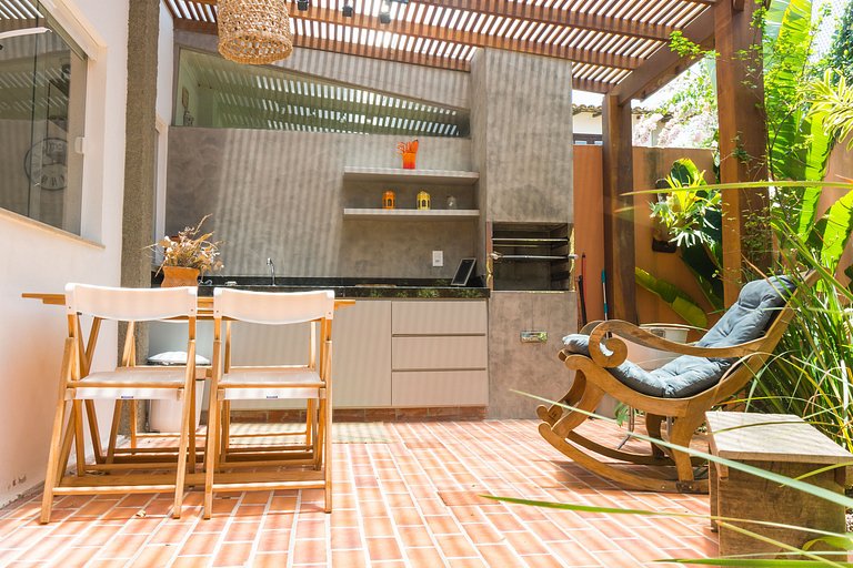Linda casa em Cond. a 150m da Praia de Manguinhos