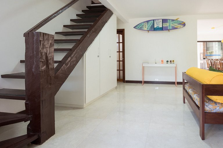 Casa em condomínio a 100m do canto esquerdo de Geribá