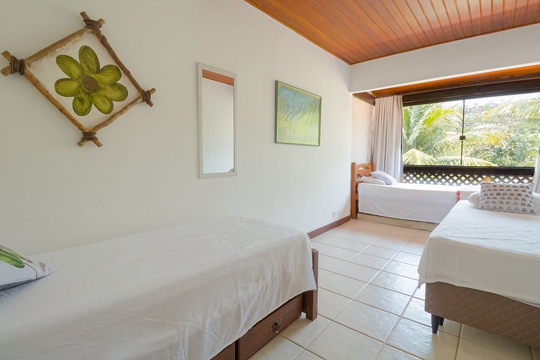 Casa em condomínio a 100m do canto esquerdo de Geribá