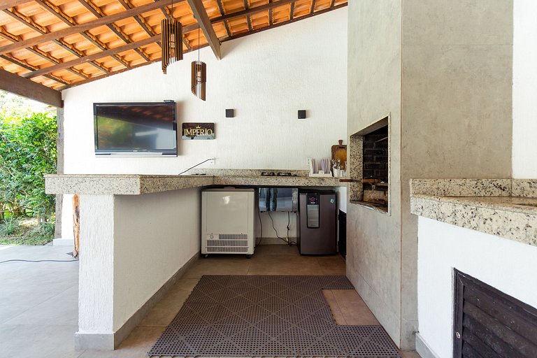 Casa em condomínio a 100m do canto esquerdo de Geribá