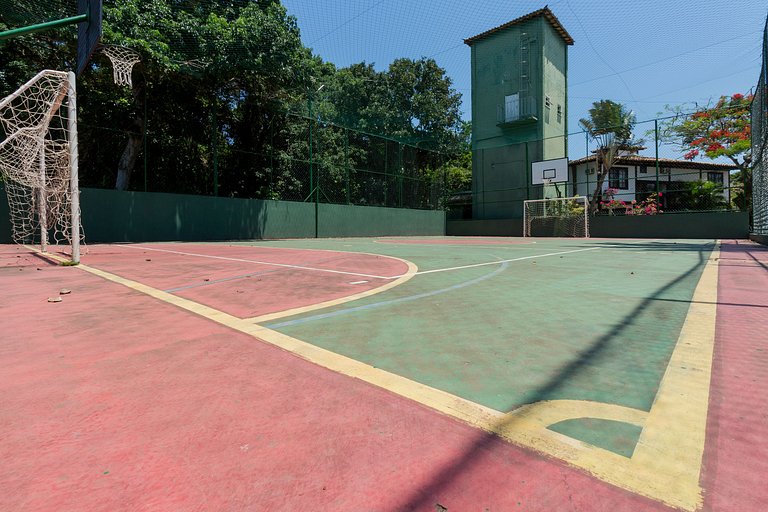 Linda casa em Cond. a 150m da Praia de Manguinhos