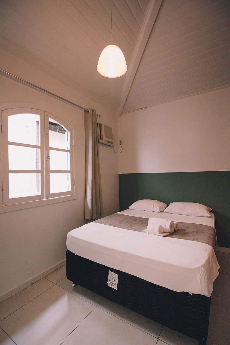 Apto. 2 Quartos em Ótimo Local - Centro de Búzios