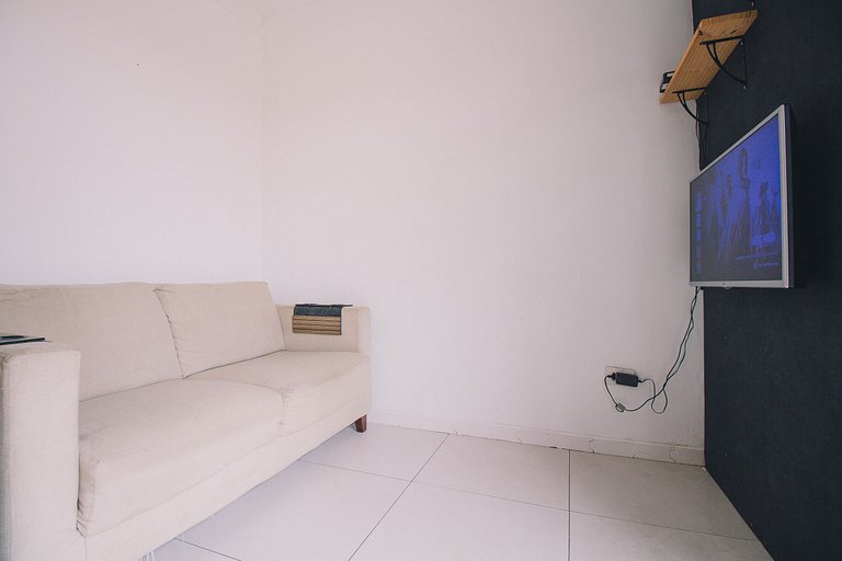 Apto. 2 Quartos em Ótimo Local - Centro de Búzios