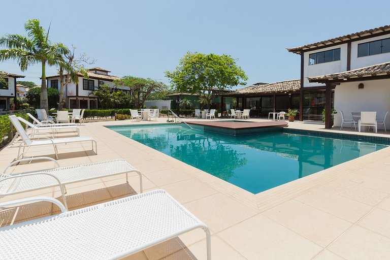 Casa em Condomínio 150m da Praia de Manguinhos