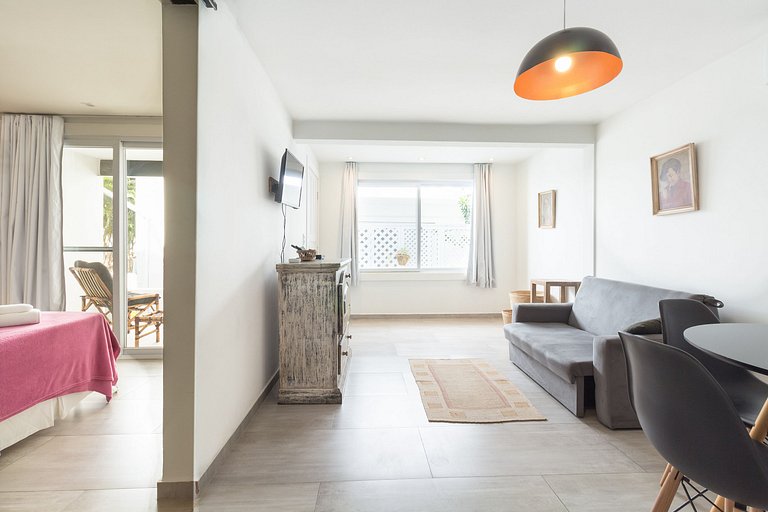 Apartamento com Garagem na Tartaruga - Búzios