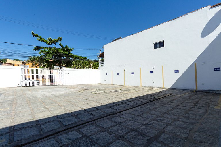 Apartamento com Garagem na Tartaruga - Búzios