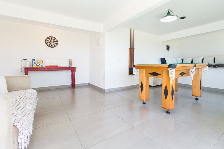 View, large backyard and leisure area in Búzios