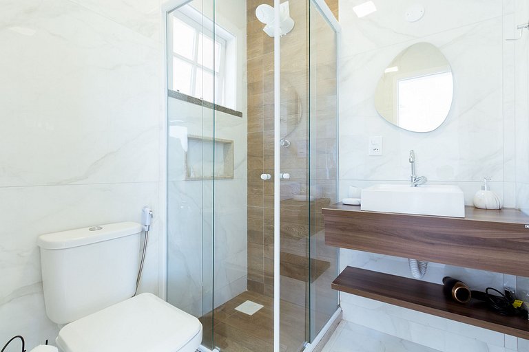 Renovated 3-bedroom house in a complete condominium next to