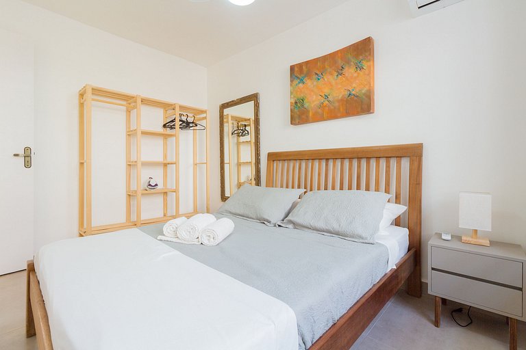 Renovated 3-bedroom house in a complete condominium next to