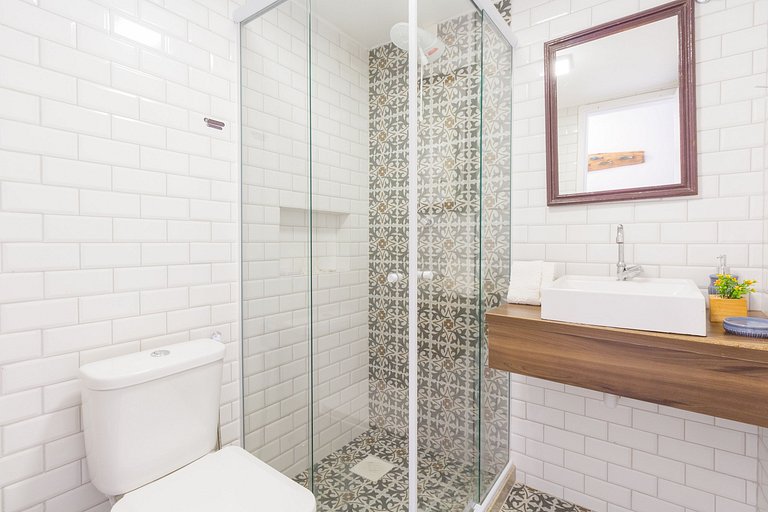 Renovated 3-bedroom house in a complete condominium next to