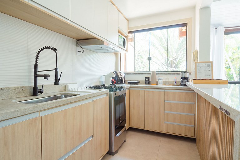 Renovated 3-bedroom house in a complete condominium next to