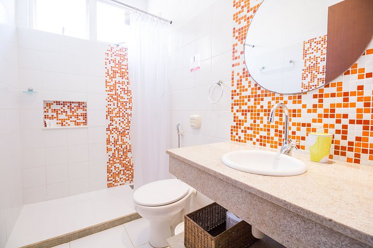 Casa térrea 3 quartos em condomínio completo - Búzios