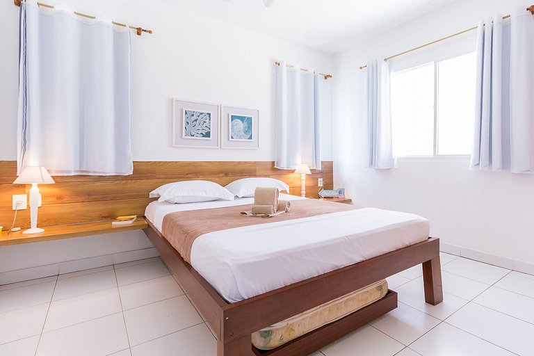 Casa térrea 3 quartos em condomínio completo - Búzios