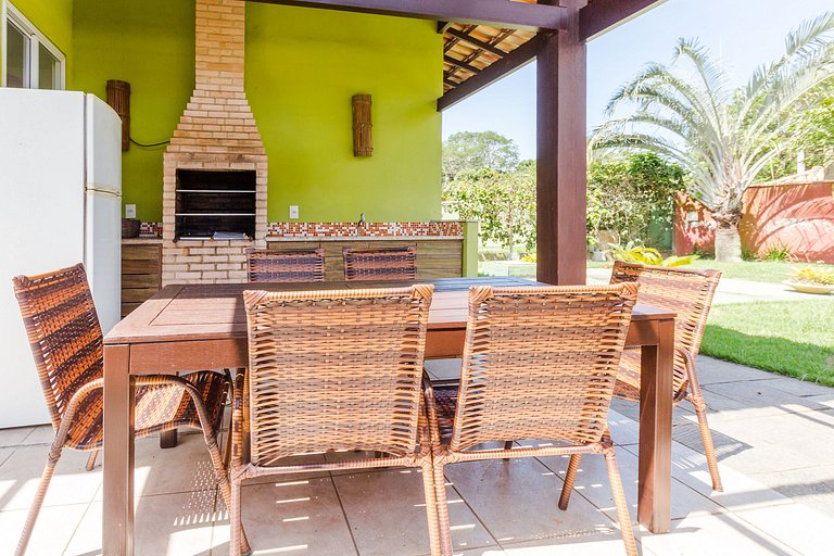 Casa térrea 3 quartos em condomínio completo - Búzios