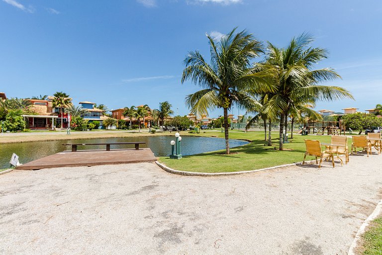 Casa térrea 3 quartos em condomínio completo - Búzios