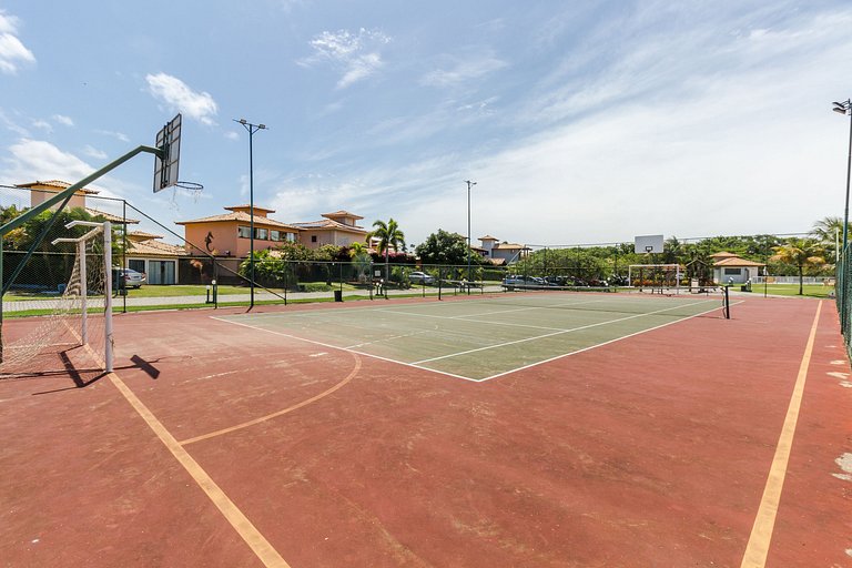 Casa térrea 3 quartos em condomínio completo - Búzios