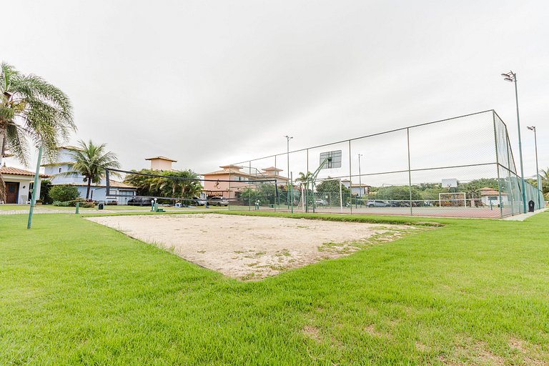 Casa térrea 3 quartos em condomínio completo - Búzios