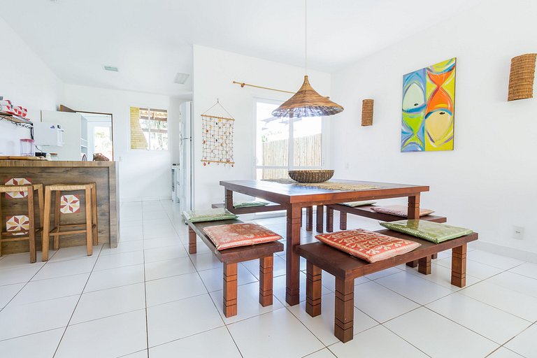 Casa térrea 3 quartos em condomínio completo - Búzios