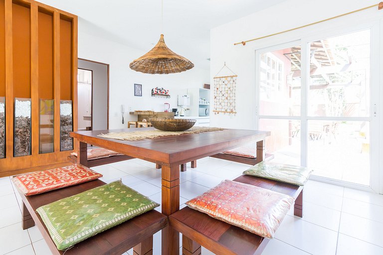 Casa térrea 3 quartos em condomínio completo - Búzios