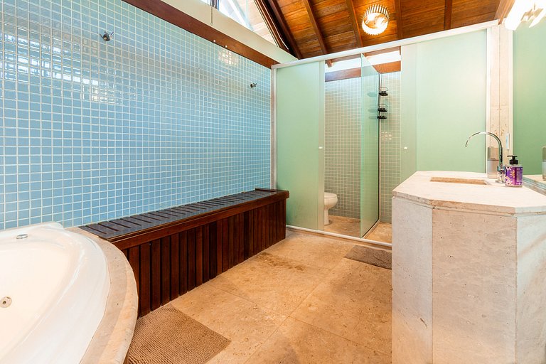 Casa 3 Suítes com Piscina na Marina - Búzios