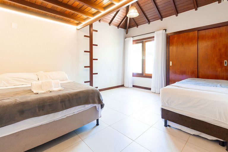 Casa 3 Suítes com Piscina na Marina - Búzios
