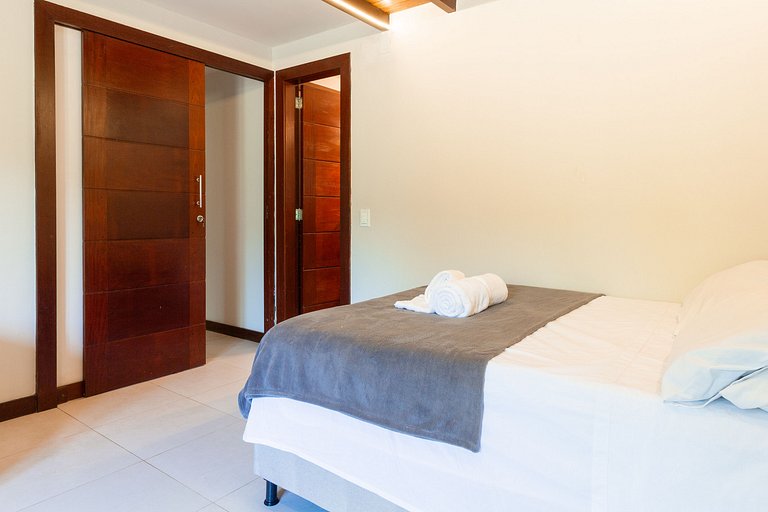 Casa 3 Suítes com Piscina na Marina - Búzios