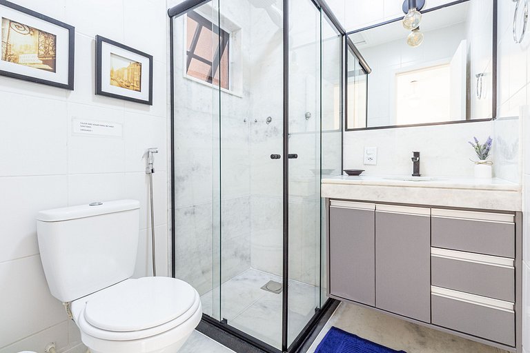 Casa 3 Quartos em Cond. Próximo à Rua das Pedras
