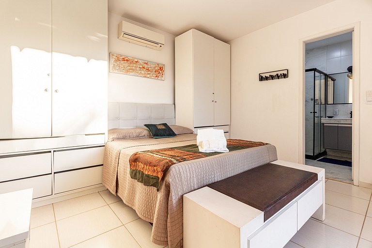 Casa 3 Quartos em Cond. Próximo à Rua das Pedras