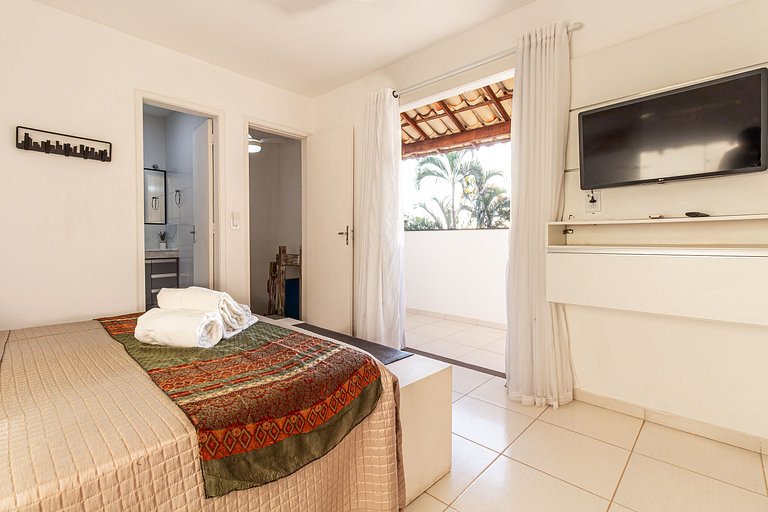 Casa 3 Quartos em Cond. Próximo à Rua das Pedras