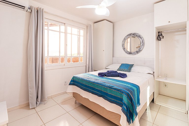Casa 3 Quartos em Cond. Próximo à Rua das Pedras