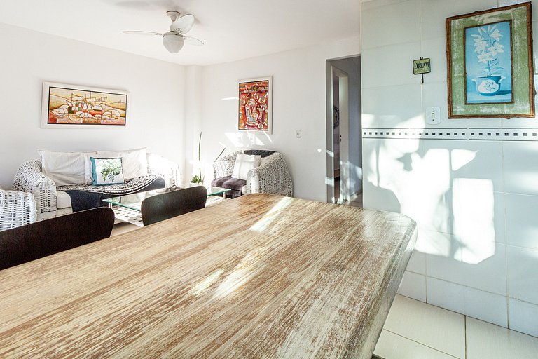Casa 3 Quartos em Cond. Próximo à Rua das Pedras